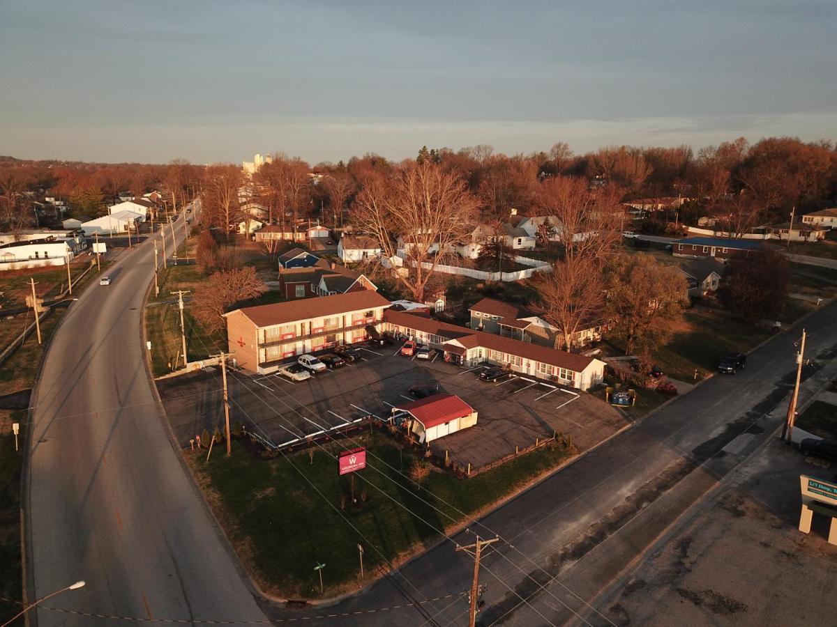 American Inn Washington Bagian luar foto